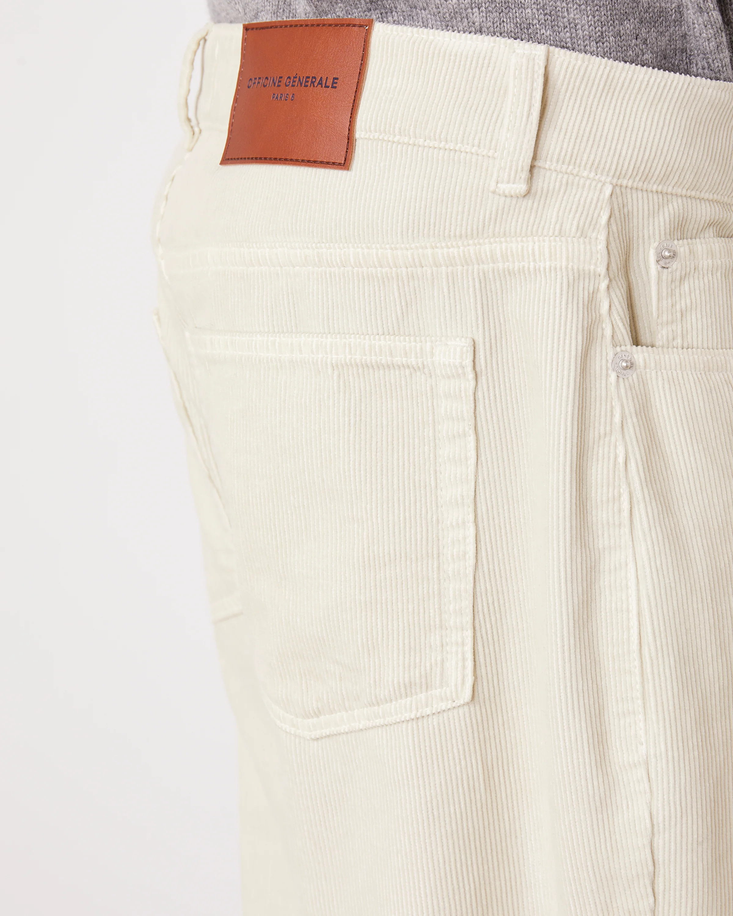 Jean james - Image 4