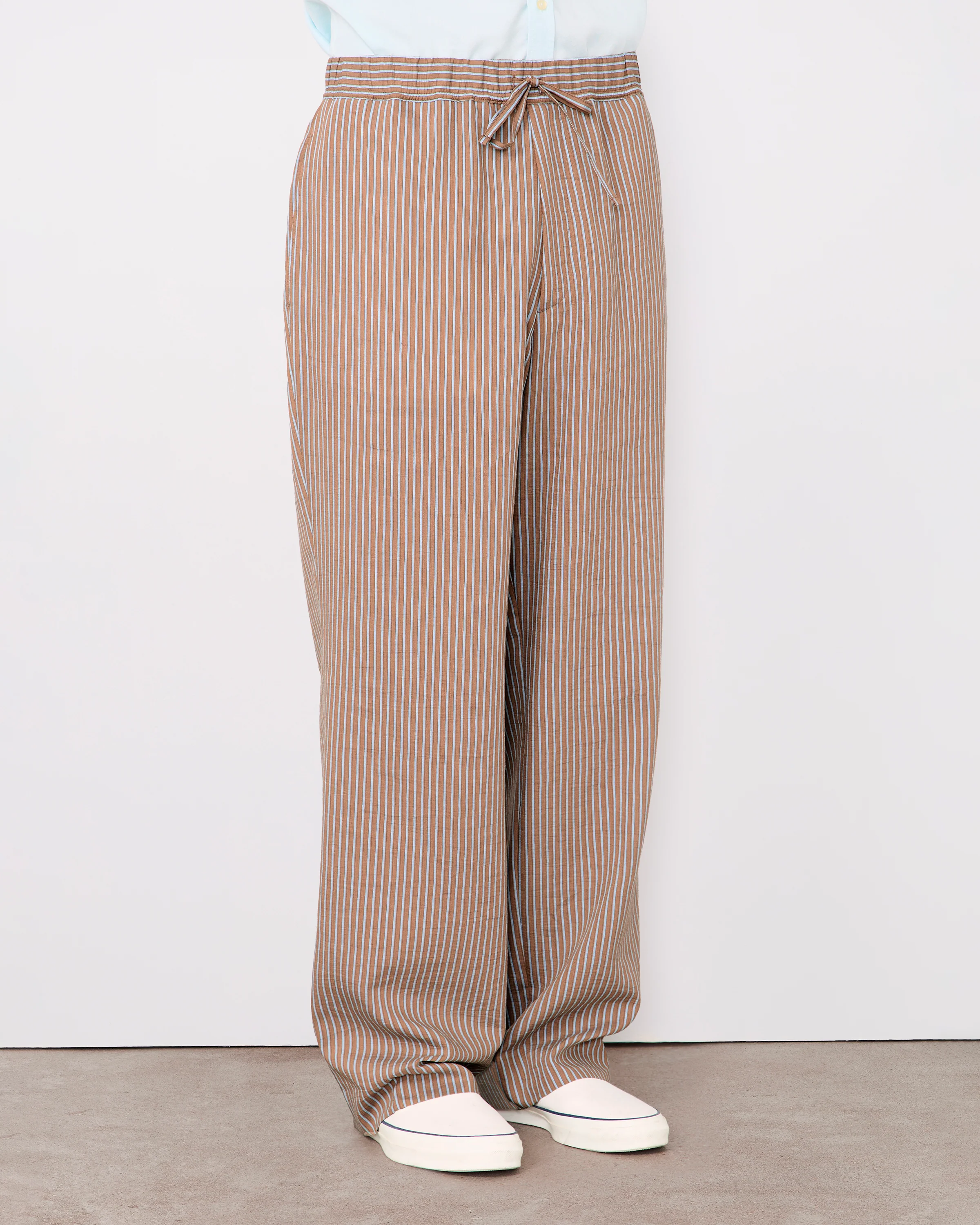 Chino nilson - Image 3